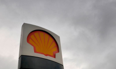 Logo Shell dans une station-service du sud de Londres