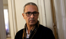 Kamel Daoud, lors d'une conférence de presse à Paris, le 11 décembre 2024 ( AFP / GEOFFROY VAN DER HASSELT )