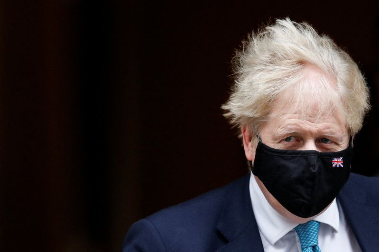 GRANDE-BRETAGNE: JOHNSON A REÇU UN RAPPORT SUR LES INFRACTIONS AU CONFINEMENT