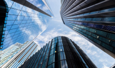 Longtemps réservé aux investisseurs institutionnels ou à la clientèle de gestion de fortune, le private equity au format FPS permet d’investir dans des actifs non cotés en bourse. ( crédit photo : Getty Images )