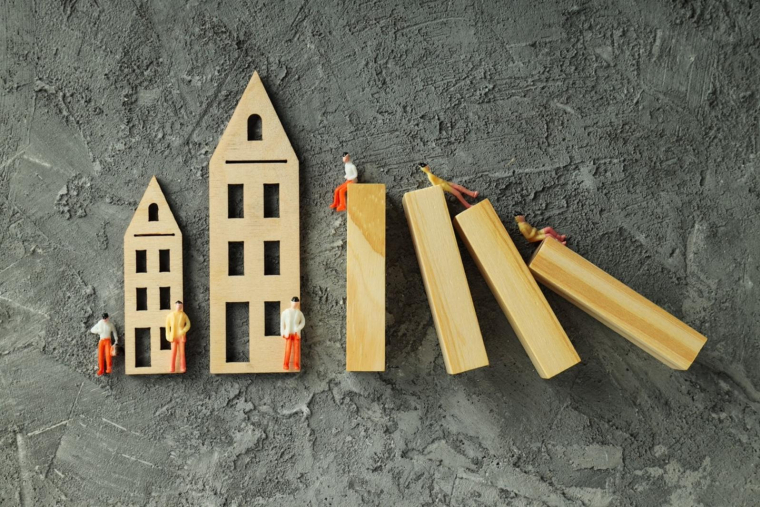 Le crowdfunding immobilier est fragilisé, alertant les investisseurs. (Crédit photo : 123RF)