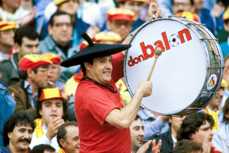 L'Espagne pleure son supporter le plus légendaire