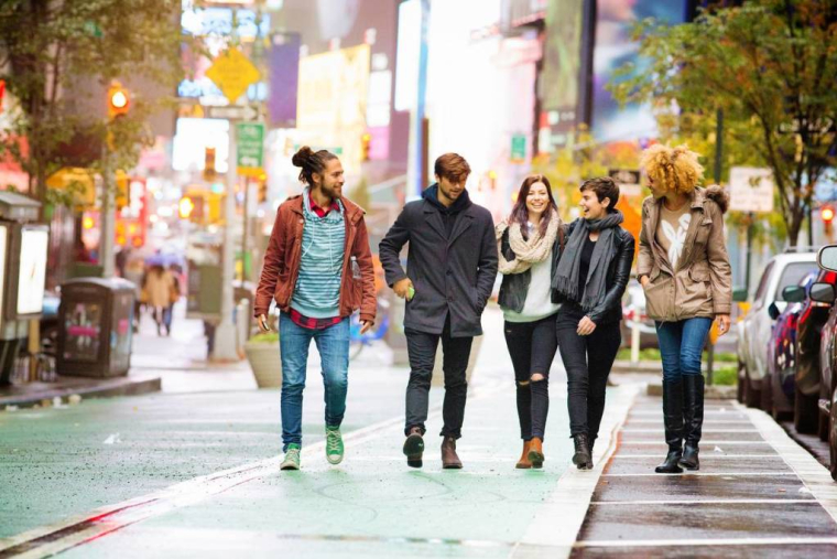Mon Chaperon Pro : une plateforme pour "copiétonner" entre collègues / iStock.com - NicolasMcComber