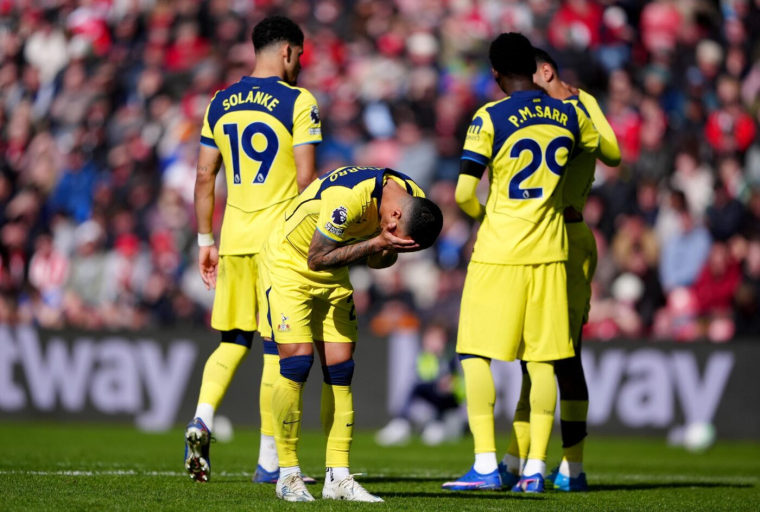 Tottenham poursuit sa mission relégation