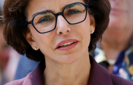 La ministre de la Culture Rachida Dati, à la 14e édition du Festival de l'histoire de l'art 2025 à Fontainebleau, près de Paris, le 6 juin 2025  ( AFP / Ludovic MARIN )
