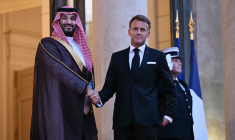 Mohammed ben Salmane et Emmanuel Macron à Paris, le 24 août 2026. ( AFP / LOU BENOIST )