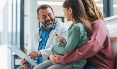 Le vieillissement de la population entraîne une augmentation des dépenses de santé.