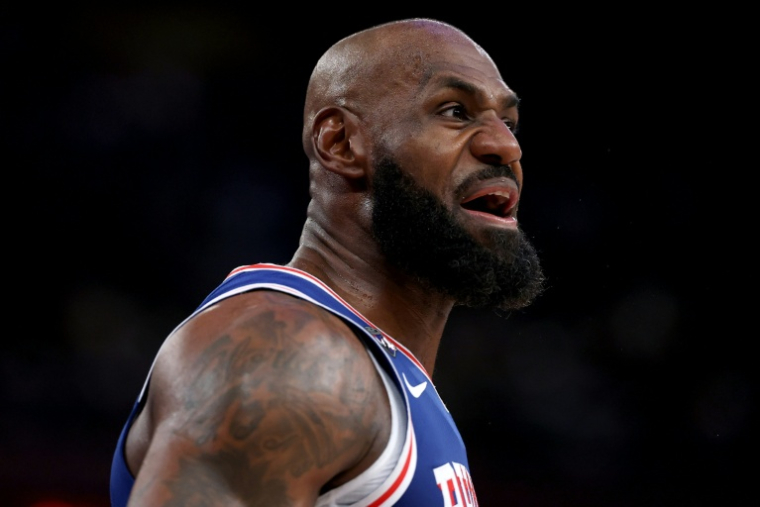 LeBron James avec les Sixers, à New York le 20 octobre 2026 ( GETTY IMAGES NORTH AMERICA / Sarah Stier )