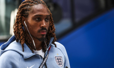 Un international anglais file à l'Inter