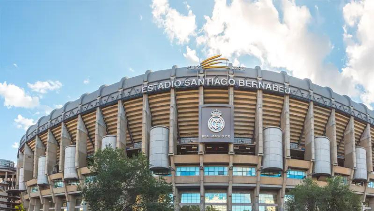 Sotheby?s met en vente des casiers légendaires des vestiaires du Real Madrid