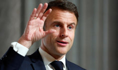 Emmanuel Macron à Paris, le 26 février 2024. ( POOL / GONZALO FUENTES )