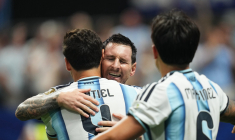 Lionel Messi s’offre deux nouveaux records