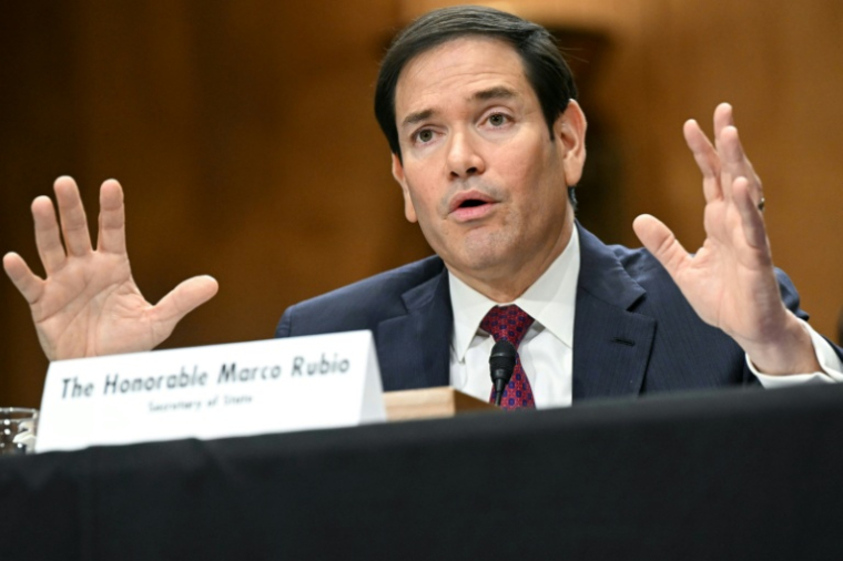 Le secrétaire d'État américain Marco Rubio témoigne devant la commission des affaires étrangères du Sénat, au sujet de la politique américaine envers le Venezuela, au Capitole à Washington, le 28 janvier 2026 ( AFP / SAUL LOEB )