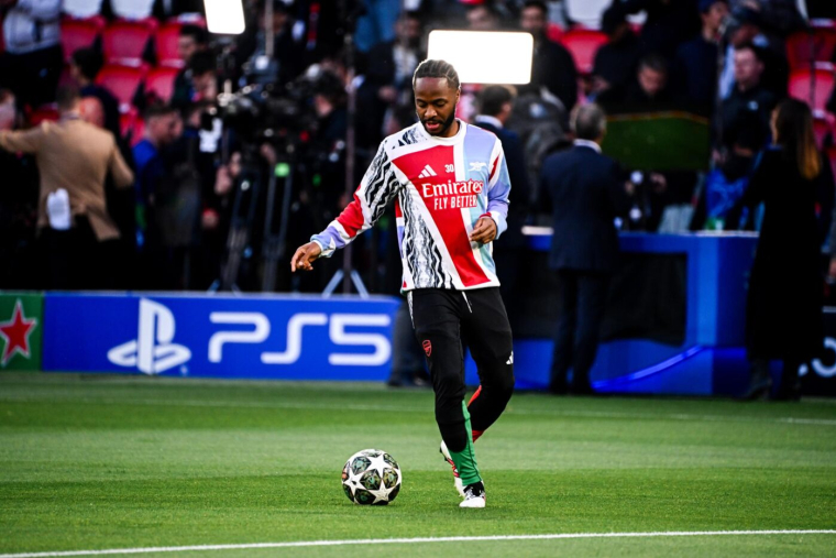 Un club de Premier League s'intéresse à Raheem Sterling