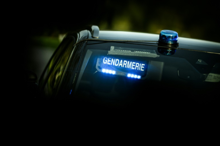 Deux personnes, un policier belge et un occupant d'un véhicule que les autorités belges poursuivaient, sont décédées dans la nuit de mardi à mercredi sur une route à hauteur d'Angevillers en Moselle ( AFP / LOIC VENANCE )