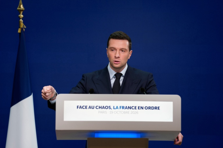 Le président du RN Jordan Bardella s'exprime lors d'une conférence de presse au siège du RN le 19 octobre 2026 à Paris ( AFP / Dimitar DILKOFF )