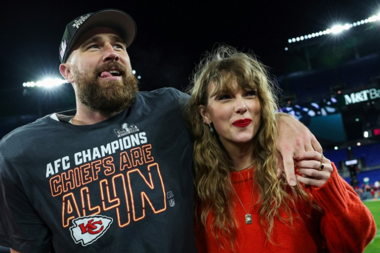 Travis Kelce et Taylor Swift au M&T Bank Stadium à Baltimore dans l'Etat américain du Maryland le 28 janvier 2024 ( GETTY IMAGES NORTH AMERICA / Patrick Smith )