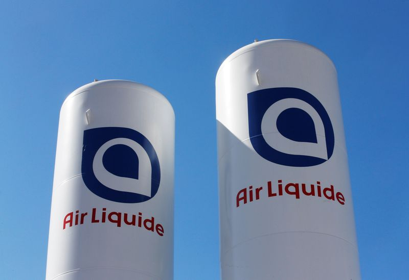Logo Air Liquide dans l'usine de production d'alumine calcinée Alteo à Gardanne