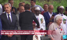 Débarquement de Provence : Emmanuel Macron remet la Légion d'honneur à d'anciens combattants