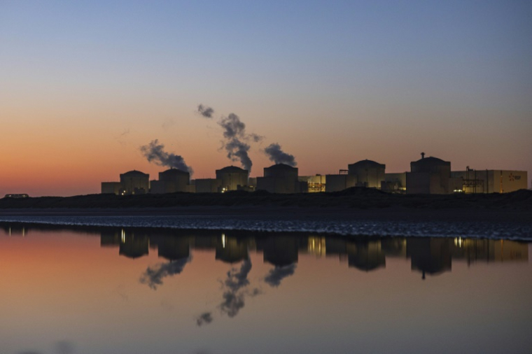 La centrale nucléaire de Gravelines, le 11 août 2025, dans le Nord ( AFP / Sameer Al-DOUMY )