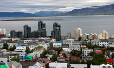 Vue d'ensemble de la ville depuis l'église Hallgrimskirkja à Reykjavik