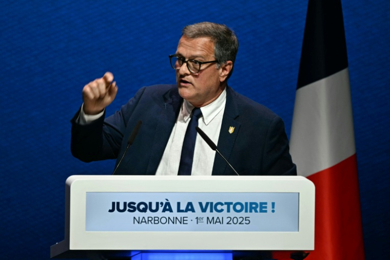 Le vice-président du RN Louis Aliot à Narbonne dans l'Aude le 1er mai 2025 ( AFP / Lionel BONAVENTURE )