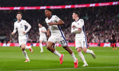 L’Angleterre ne se loupe pas face à l’Albanie, Myles Lewis-Skelly buteur pour sa première