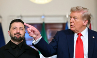 Le président ukrainien Volodymyr Zelensky et le président américain Donald Trump à la Maison Blanche,le 18 août 2025 ( AFP / ANDREW CABALLERO-REYNOLDS )