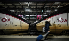 Pour les TGV, on ne comptera qu'entre 1 train sur 3 et 1 train sur 5 ( AFP / STEPHANE DE SAKUTIN )