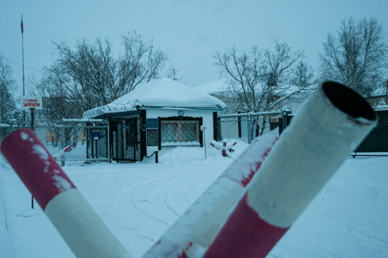 La colonie pénitentiaire IK-3 dans le village de Kharp, au-dessus du cercle polaire arctique, à plus de 1 900 kilomètres au nord-est de Moscou, le 23 janvier 2024 ( AFP / Antonina FAVORSKAYA )