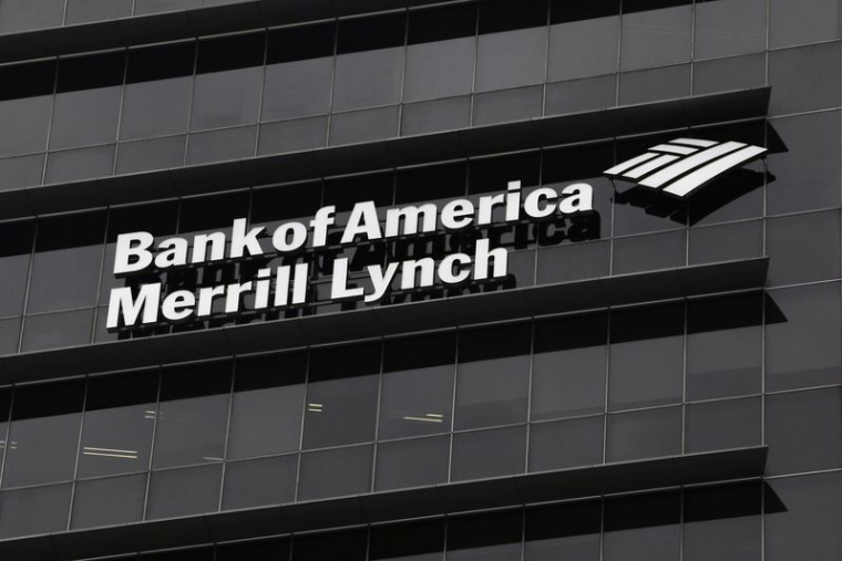 Une enseigne de la Bank of America Merrill Lynch à Singapour