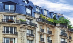 Les loyers des meublés baissent fortement à Paris