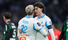 La réaction folle de Medina, Højbjerg et Balerdi sur le troisième but de l'OM