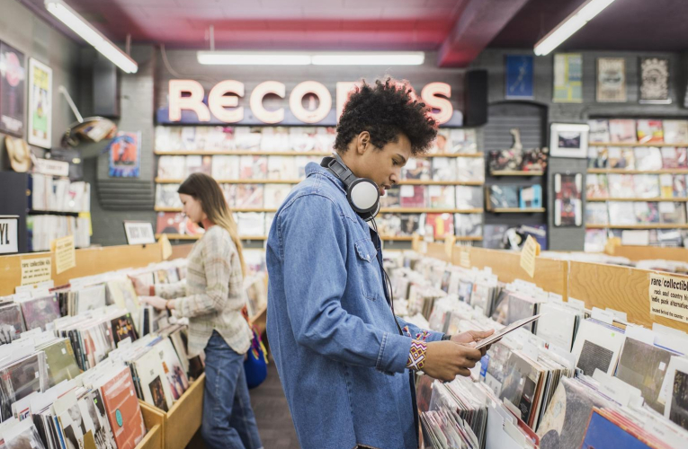 Les prix des vinyles risquent d’augmenter dans les prochains mois crédit photo : Getty images