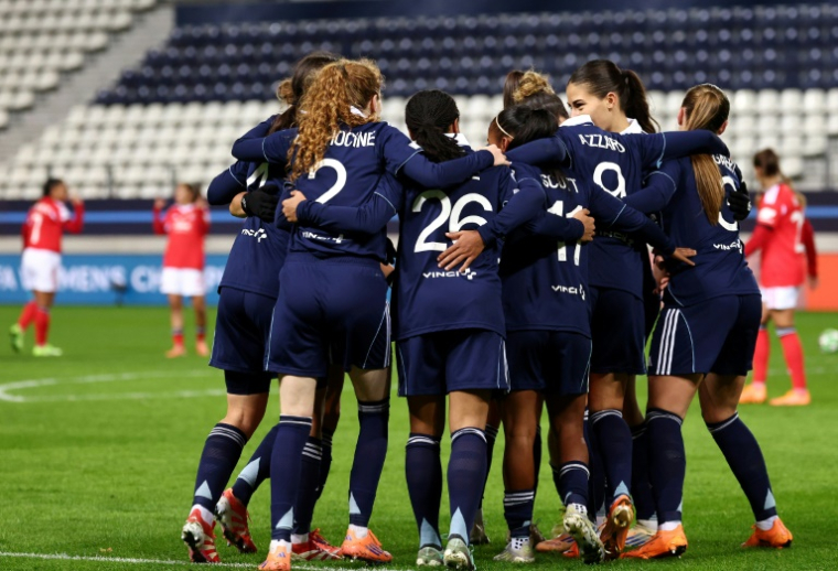 Les joueuses du PFC célèbrent l'un de leur deux buts face à Benfica, le 19 novembre 2025 à Paris ( AFP / FRANCK FIFE )