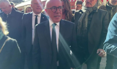 Nice: Eric Ciotti arrive pour le Conseil municipal d'installation