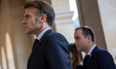 Emmanuel Macron et Sébastien Lecornu à Paris le 11 novembre 2025 ( POOL / Christophe PETIT TESSON )