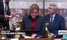 "Les socialistes et LR jouent une partie de leur vie politique sur les municipales"