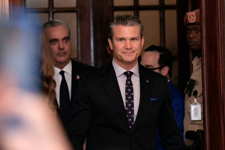 Le ministre américain de la Défense Pete Hegseth, le 26 novembre 2025 à Saint-Domingue ( AFP / Felix Leon )