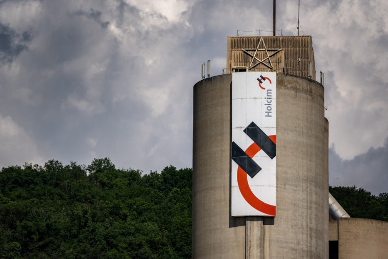 ( AFP / FABRICE COFFRINI )