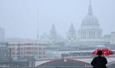 Vue de la cathédrale St Paul à Londres