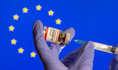 CORONAVIRUS: L'UE TABLE SUR LE 23 DÉCEMBRE POUR L'HOMOLOGATION DU VACCIN DE PFIZER