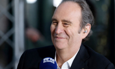 Xavier Niel, le 10 février 2025, à Paris ( AFP / LUDOVIC MARIN )