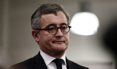 Le ministre de la Justice Gérald Darmanin lors d'une visite à la prison de la Santé, à Paris, le 21 novembre 2025 ( AFP / Thibaud MORITZ )