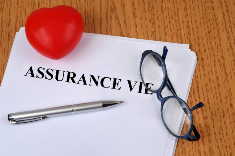 Assurance-vie : quels documents fournir pour léguer à une association ? / iStock.com - Richard Villalonundefined undefined