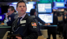 WALL STREET ÉVOLUE EN LÉGÈRE HAUSSE