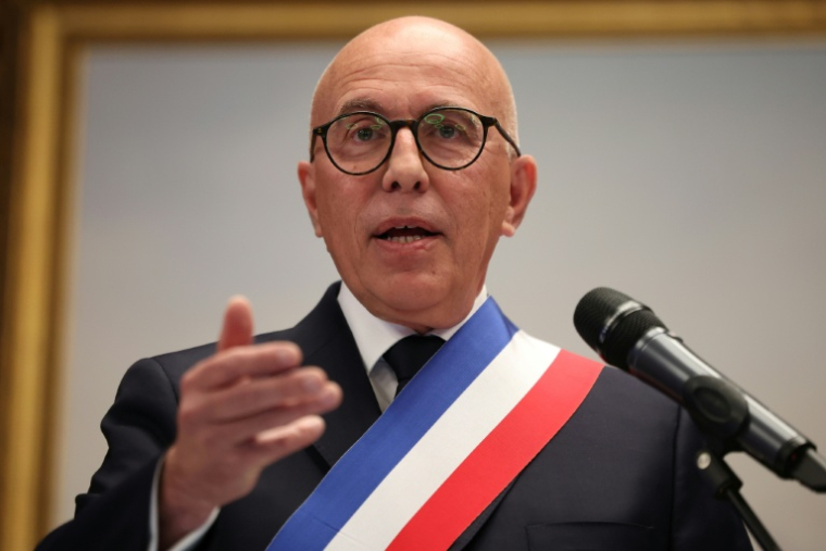 Le nouveau maire de Nice, Eric Ciotti (UDR), lors de son premier conseil municipal à Nice, le 27 mars 2026 ( AFP / Valery HACHE )