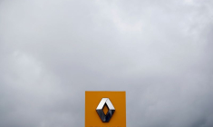 RENAULT AGRANDIT SA GAMME ÉLECTRIQUE AVEC UNE VOITURE MI-BERLINE, MI-SUV