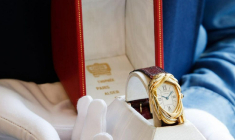 La Cartier «Cheich» a été adjugée plus d’un million d’euros crédit photo : Capture d’écran @ outpump