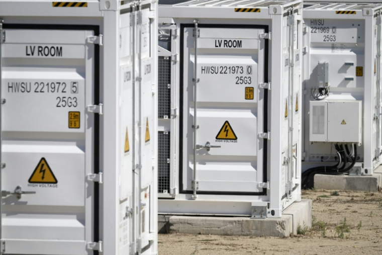 Un site de stockage de batteries près de Pyasachevo, en Bulgarie, le 18 septembre 2026 ( AFP / Nikolay DOYCHINOV )